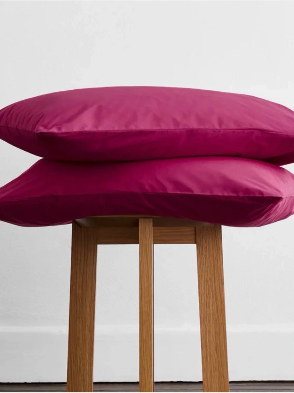 Bed Threads 100% Organic Cotton Percale Pillowcases - Standard in Berry